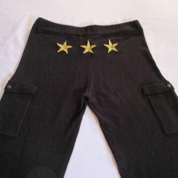 JJ BASICS 2PC KNIT SET ¾” PANTS AND HOODIE W/STARS - Picture 7 of 16